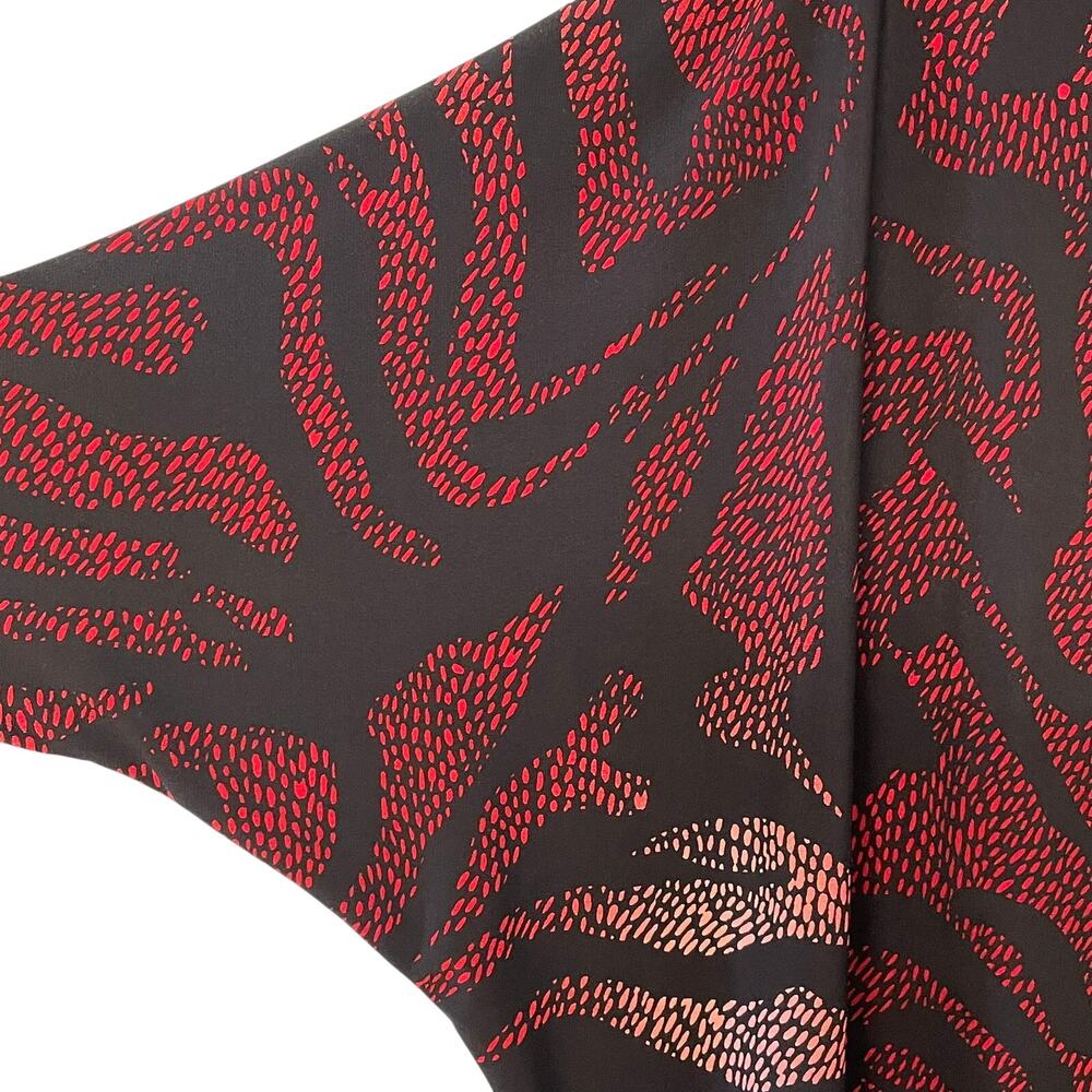 Clara Sun Woo Top Red Black Batwing Sleeves M - Picture 4 of 6